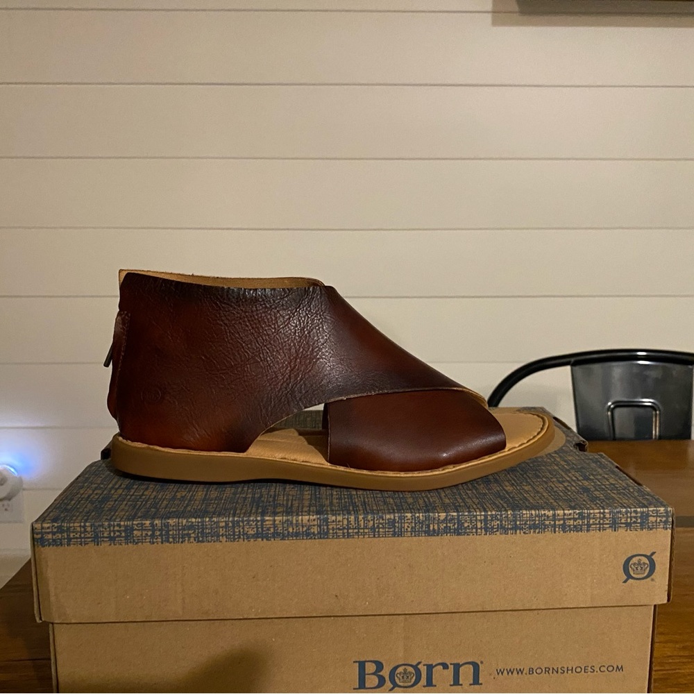 Brand new Born Sandals